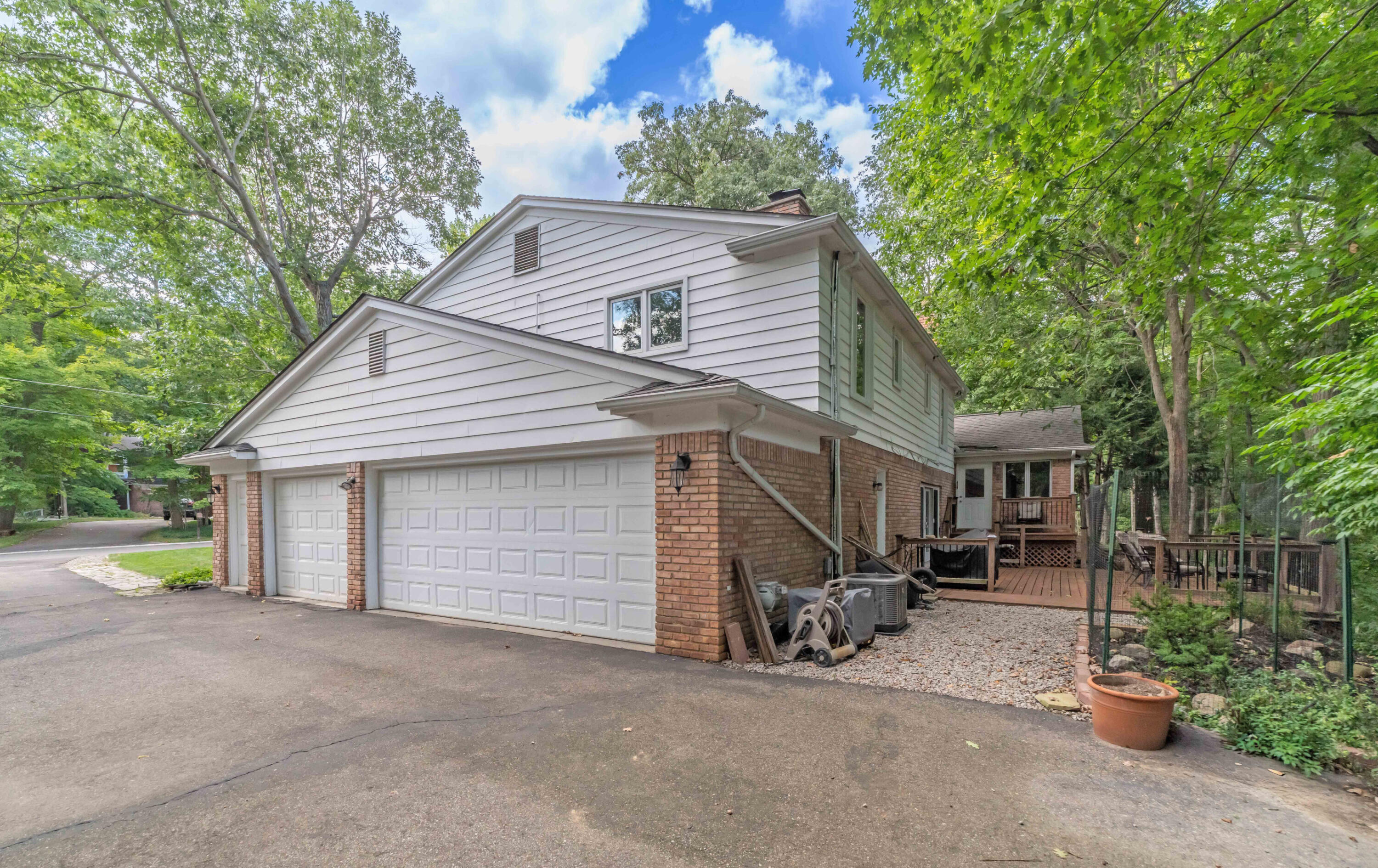 34150 Hunters Row