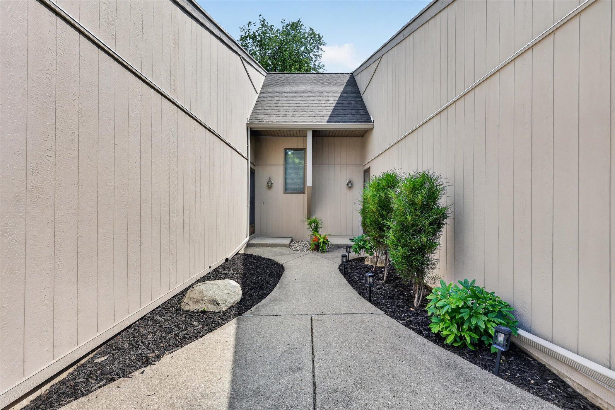2699 Limestone Lane NE
