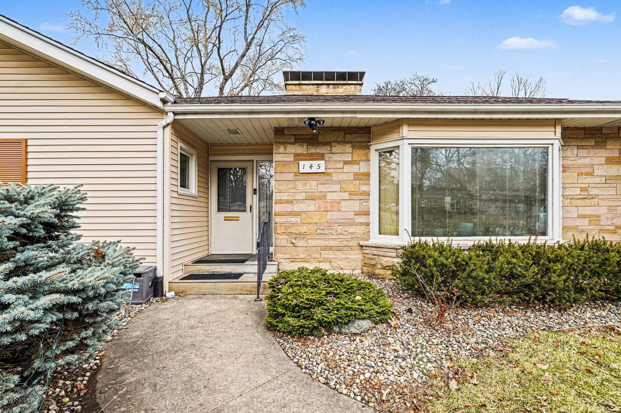 145 Pleasantview Drive