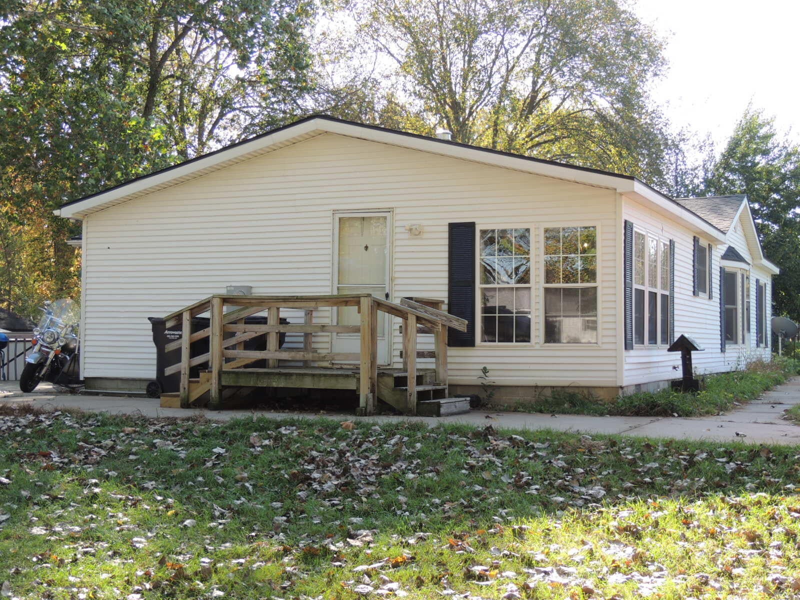 2507 Beach Court