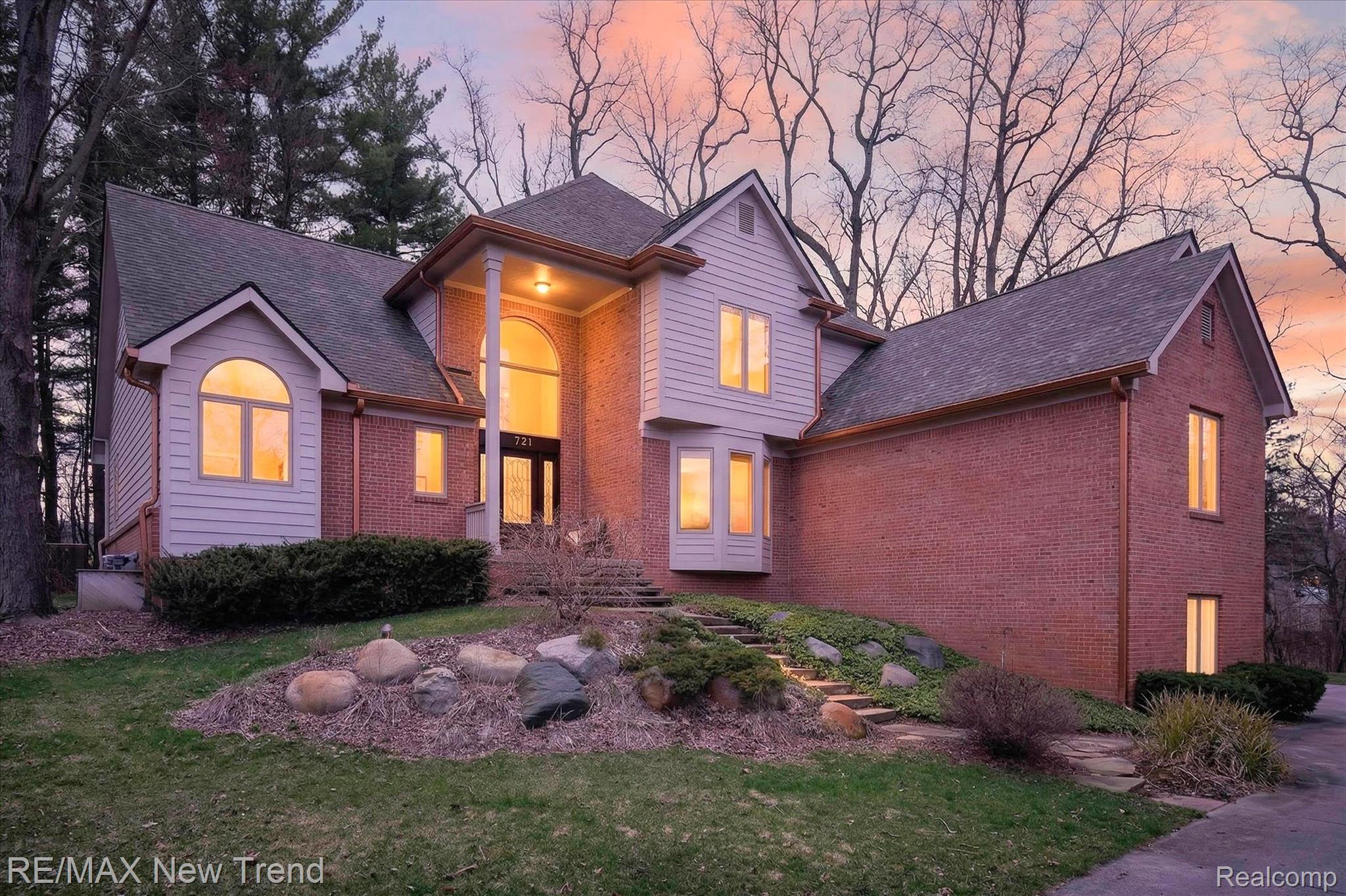 5721 Coralwood Court