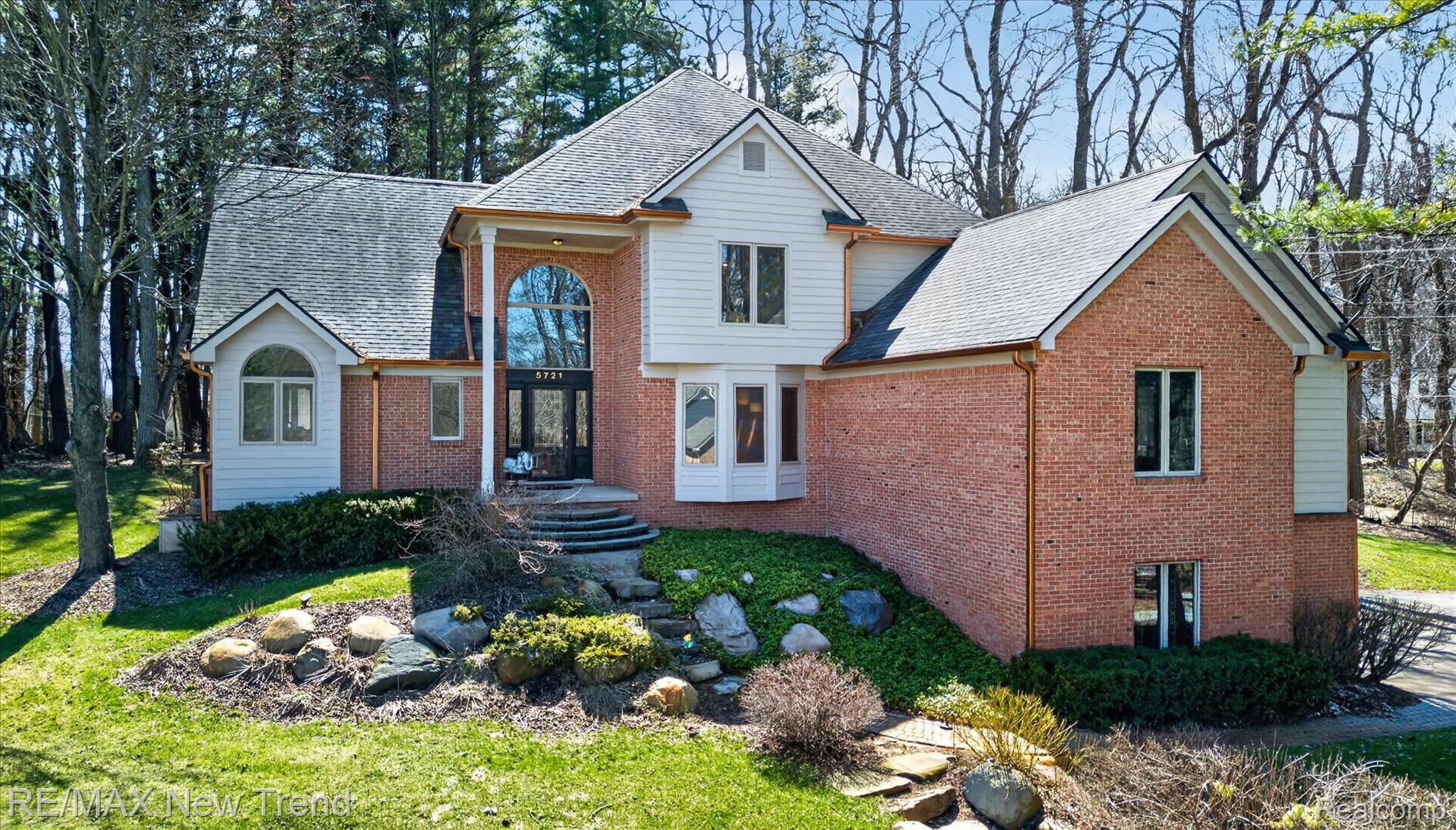 5721 Coralwood Court