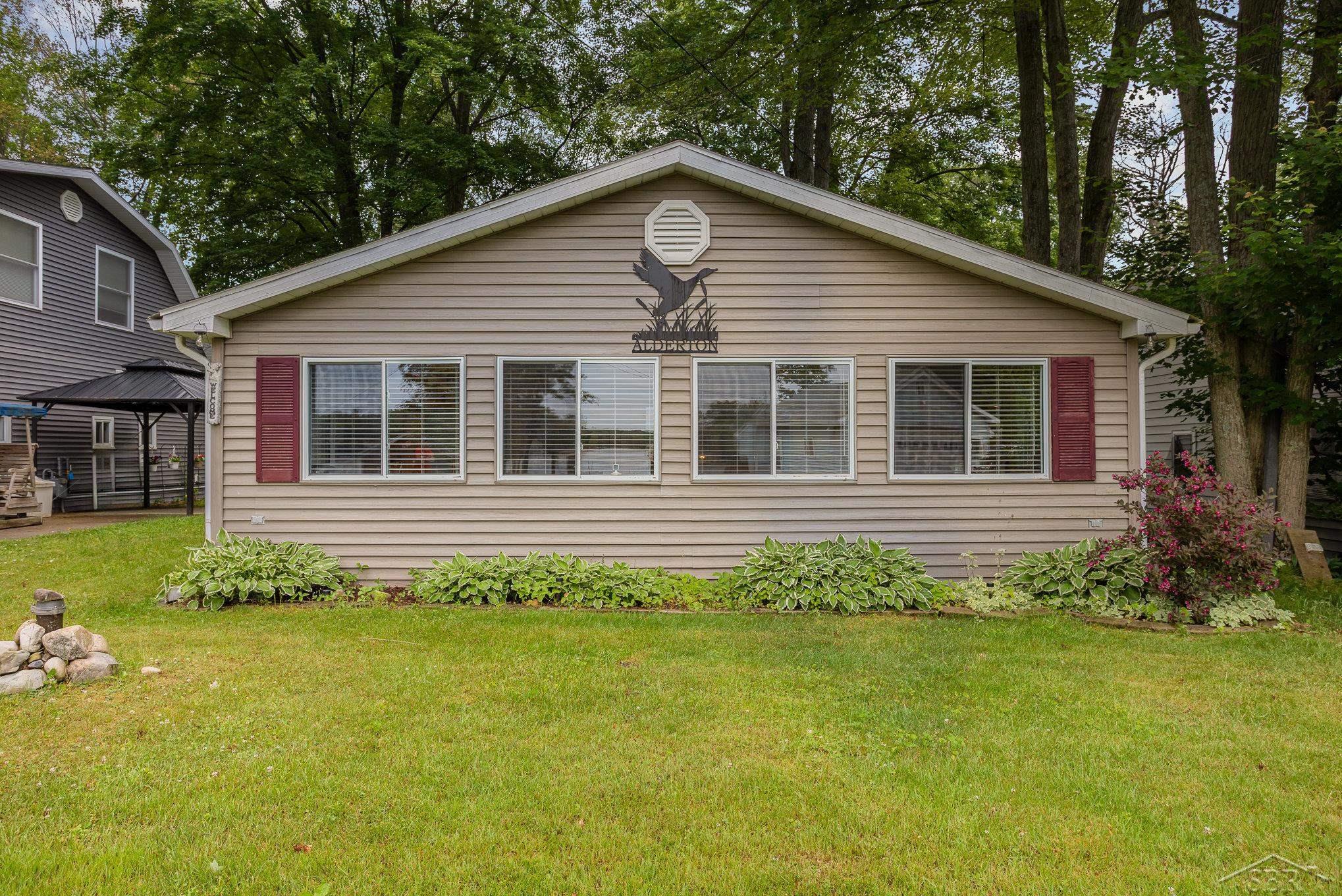 Lincoln Township, Michigan 48632, United States, 2 Bedrooms Bedrooms, ,1 BathroomBathrooms,Residential,Active,154984