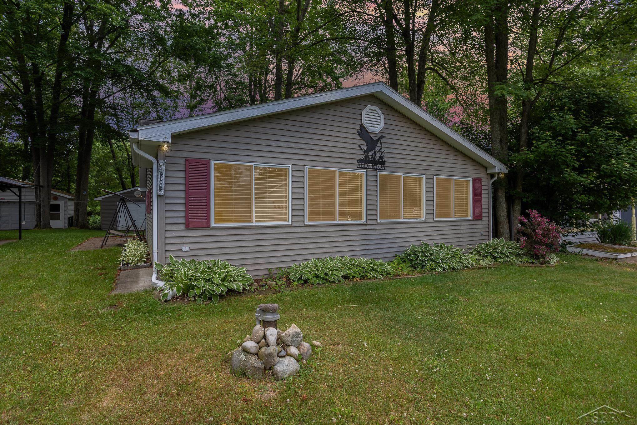 Lincoln Township, Michigan 48632, United States, 2 Bedrooms Bedrooms, ,1 BathroomBathrooms,Residential,Active,154984