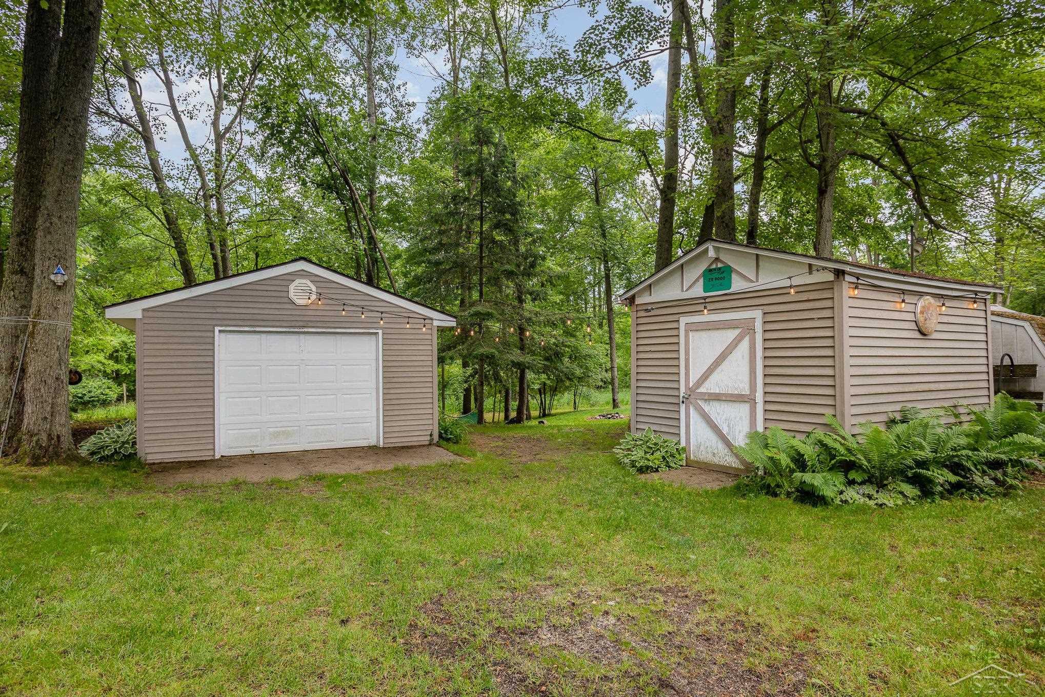 Lincoln Township, Michigan 48632, United States, 2 Bedrooms Bedrooms, ,1 BathroomBathrooms,Residential,Active,154984