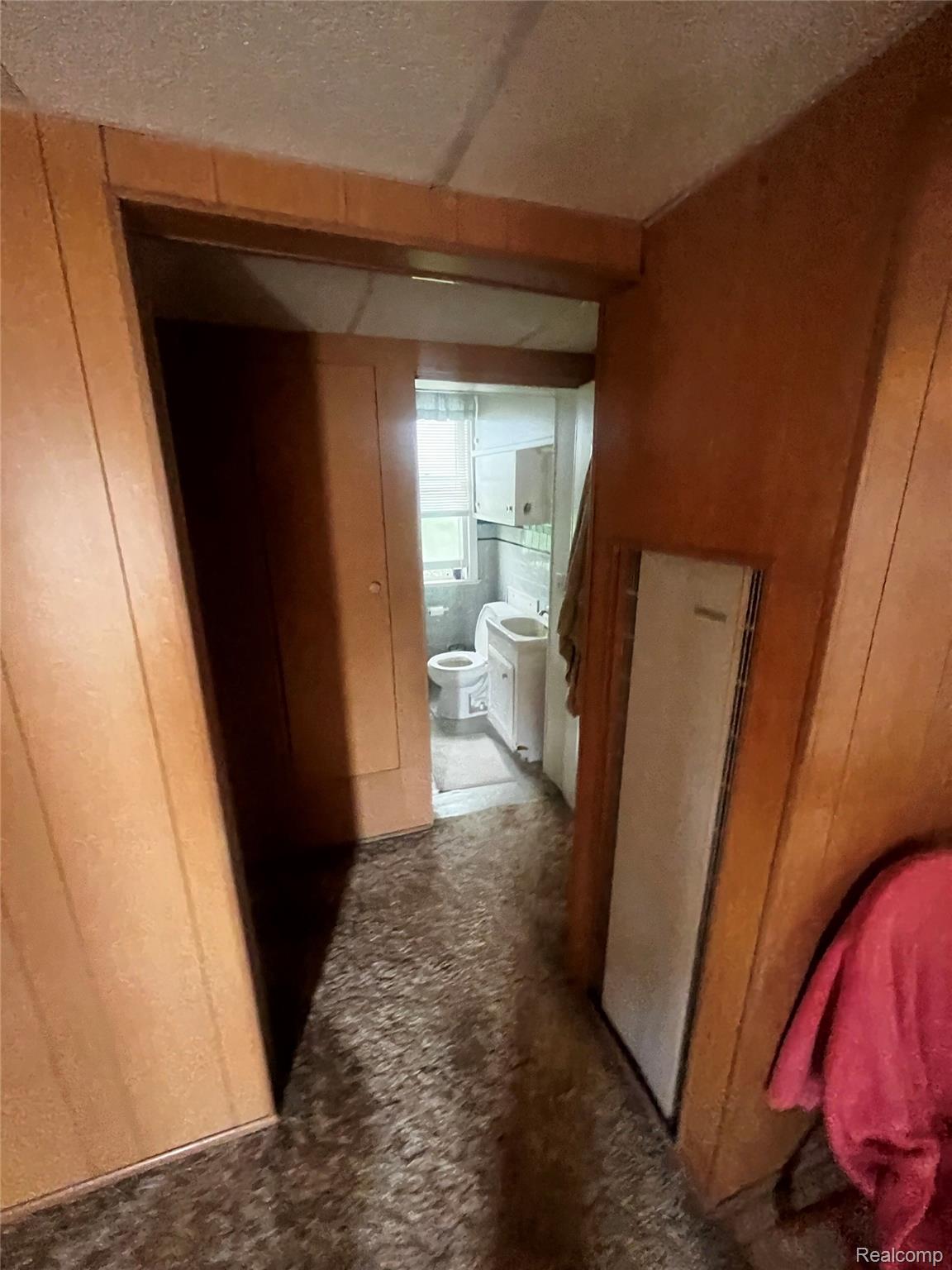 206 Bernstadt Street