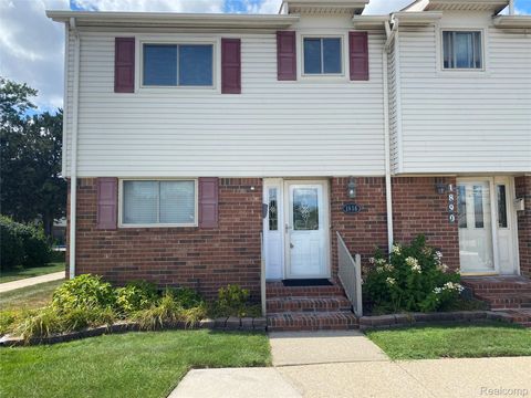 1886 E 13 Mile Road Madison Heights City MI 48071