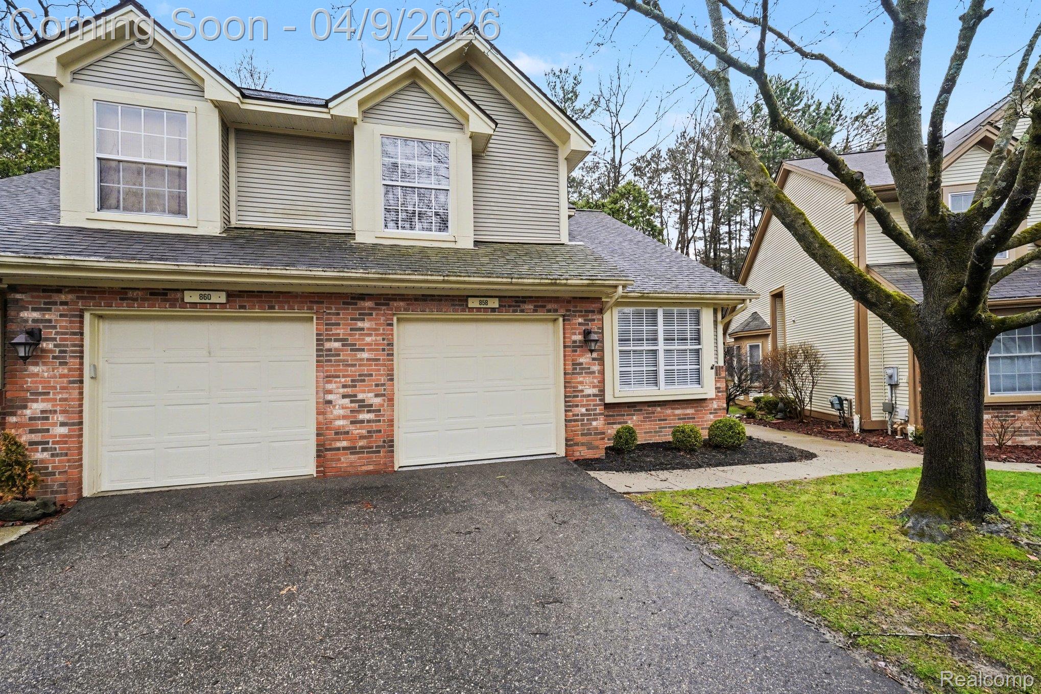 858 Whisperwood Trail