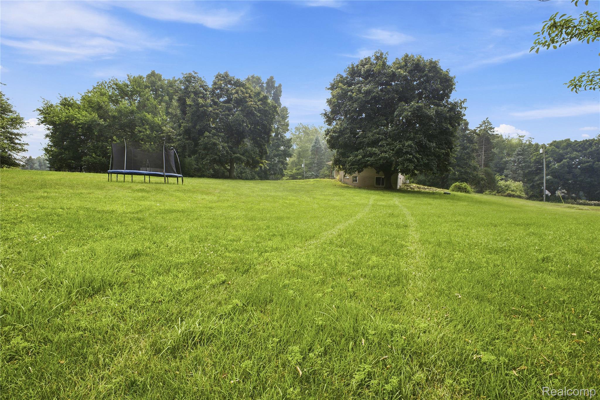 0000 Indianwood Court