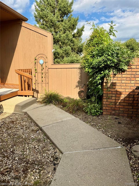 Tiny photo for 25381 Potomac Drive #6, South Lyon City, MI 48178 (MLS # 20261069351)