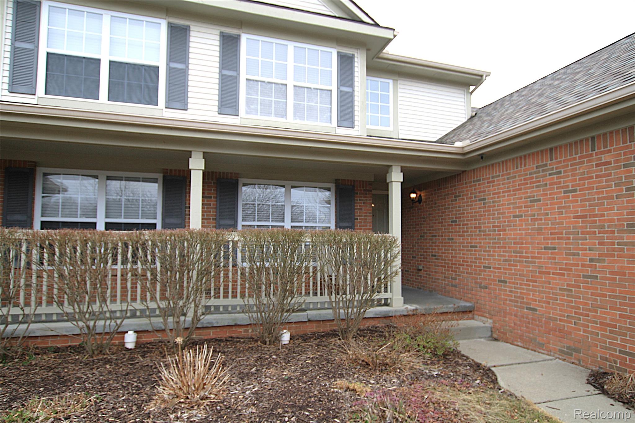 5942 Augusta Lane