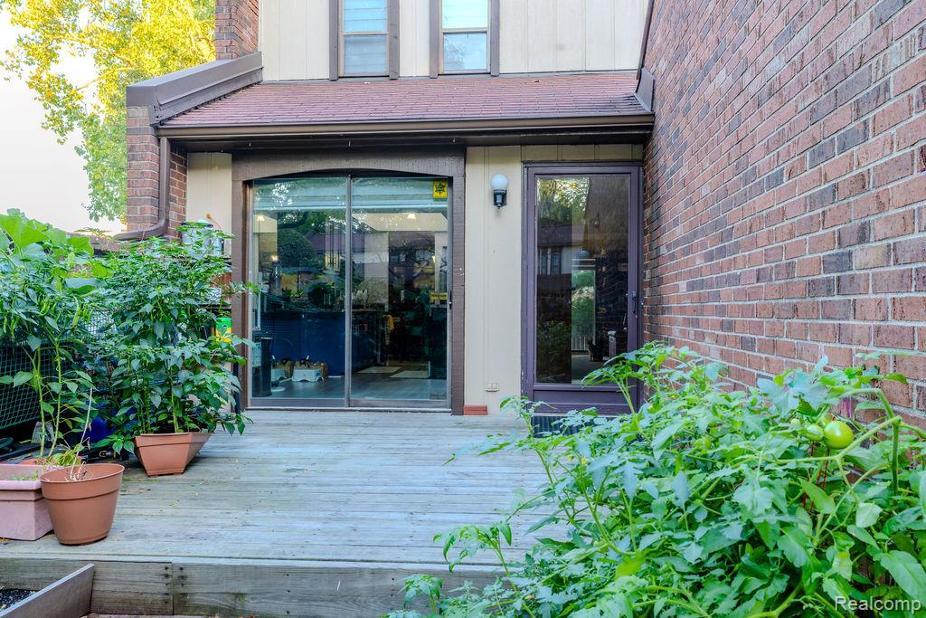 1105 Kirts Boulevard A