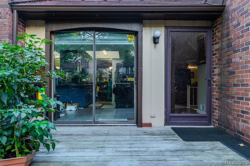 1105 Kirts Boulevard A