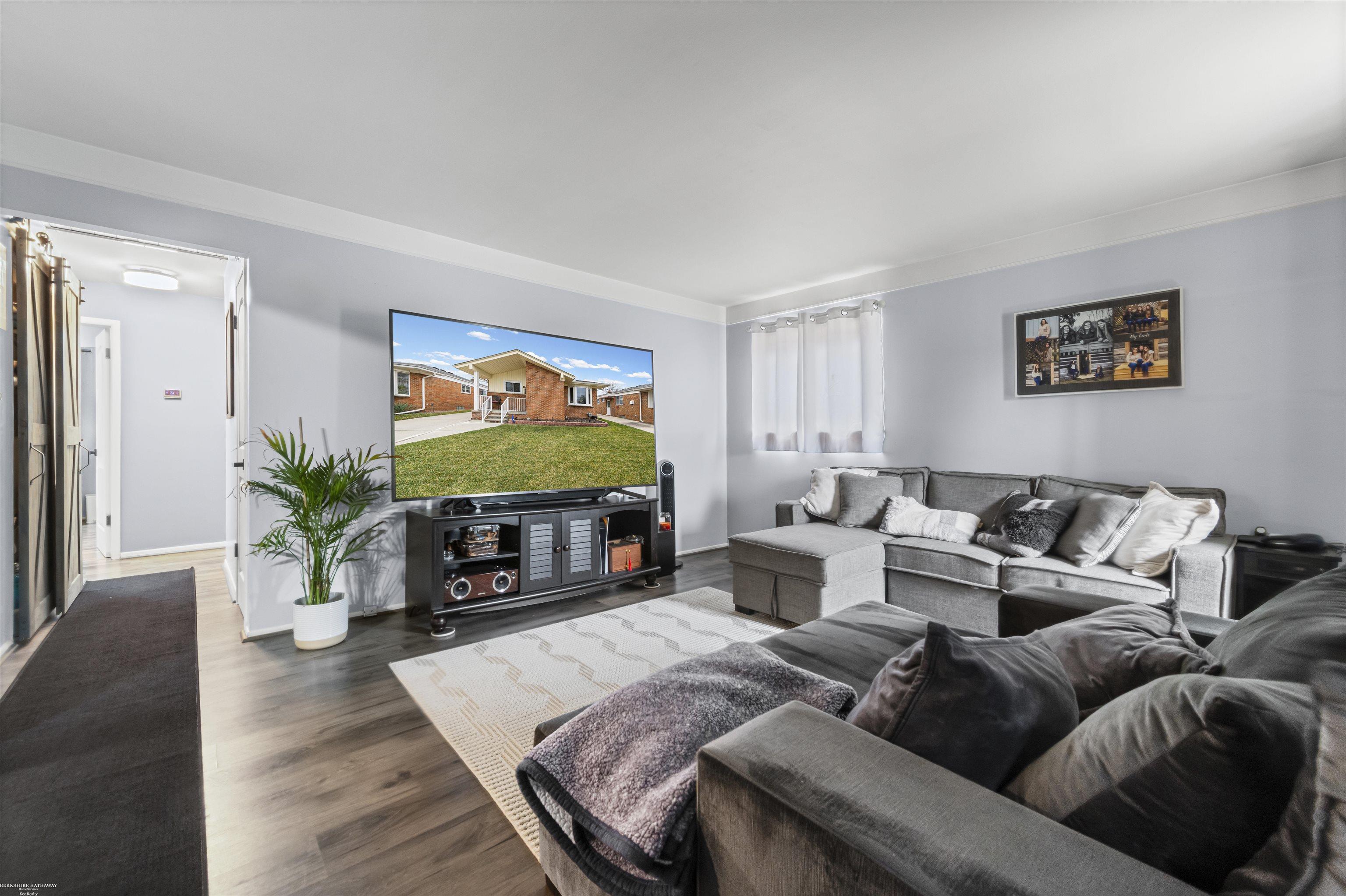 27605 Princeton Street