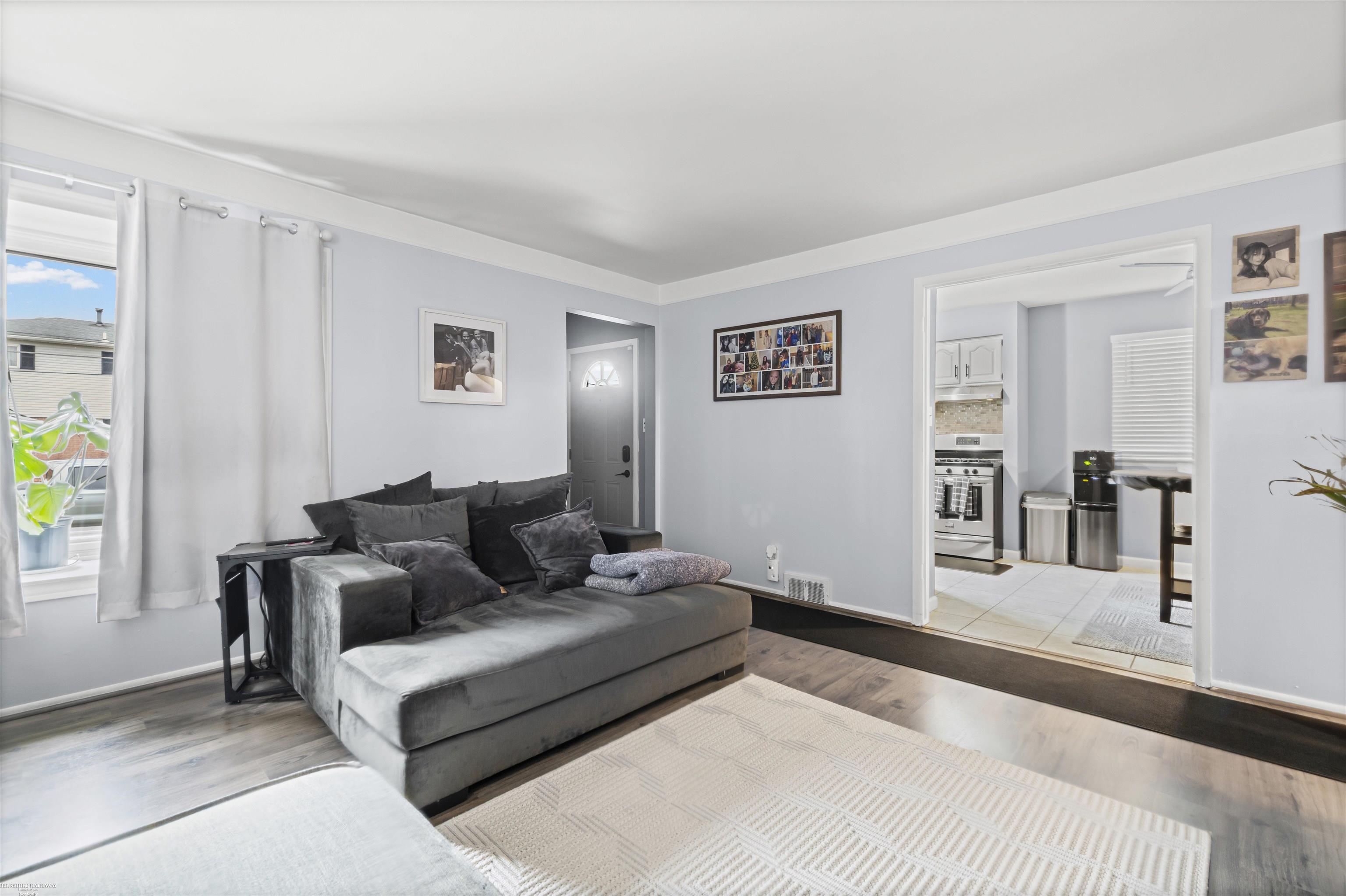 27605 Princeton Street