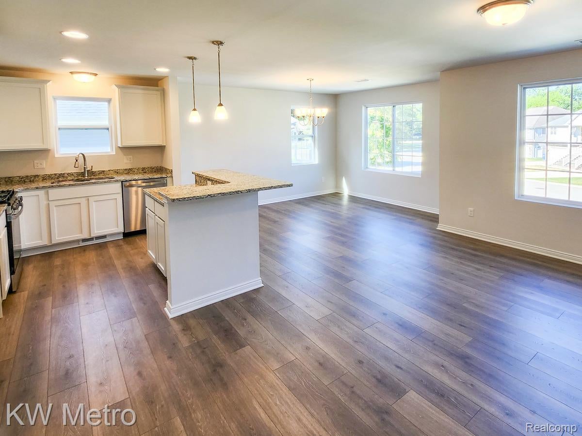 225 Whispering Pines Drive 13