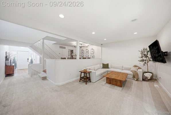 7306 BALSAM CT, WEST BLOOMFIELD, MI 48322 - Image 60d2c741b65b32ec2a09ab29a53631fd/3697810185