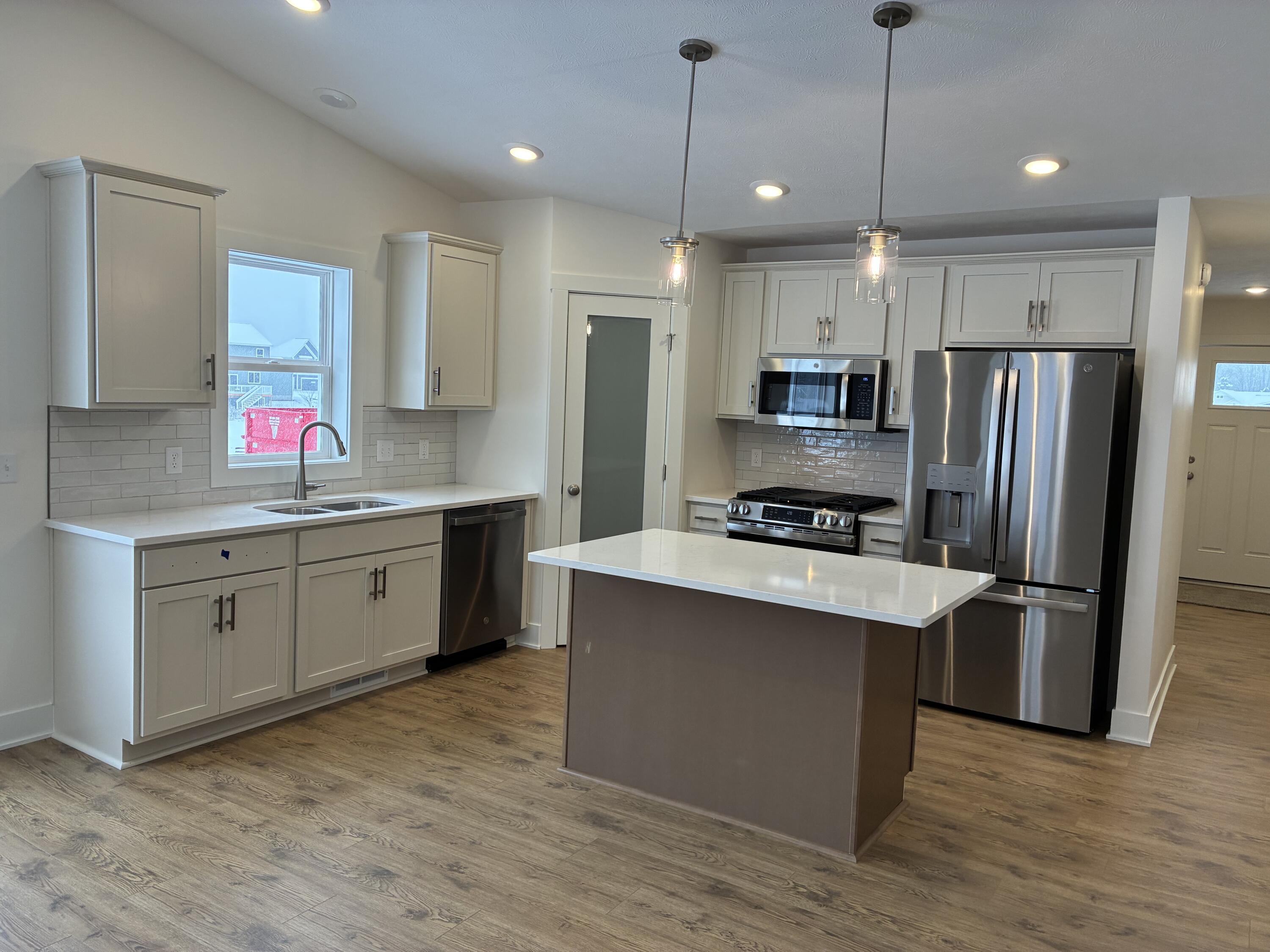 12423 Glenburn Drive 41