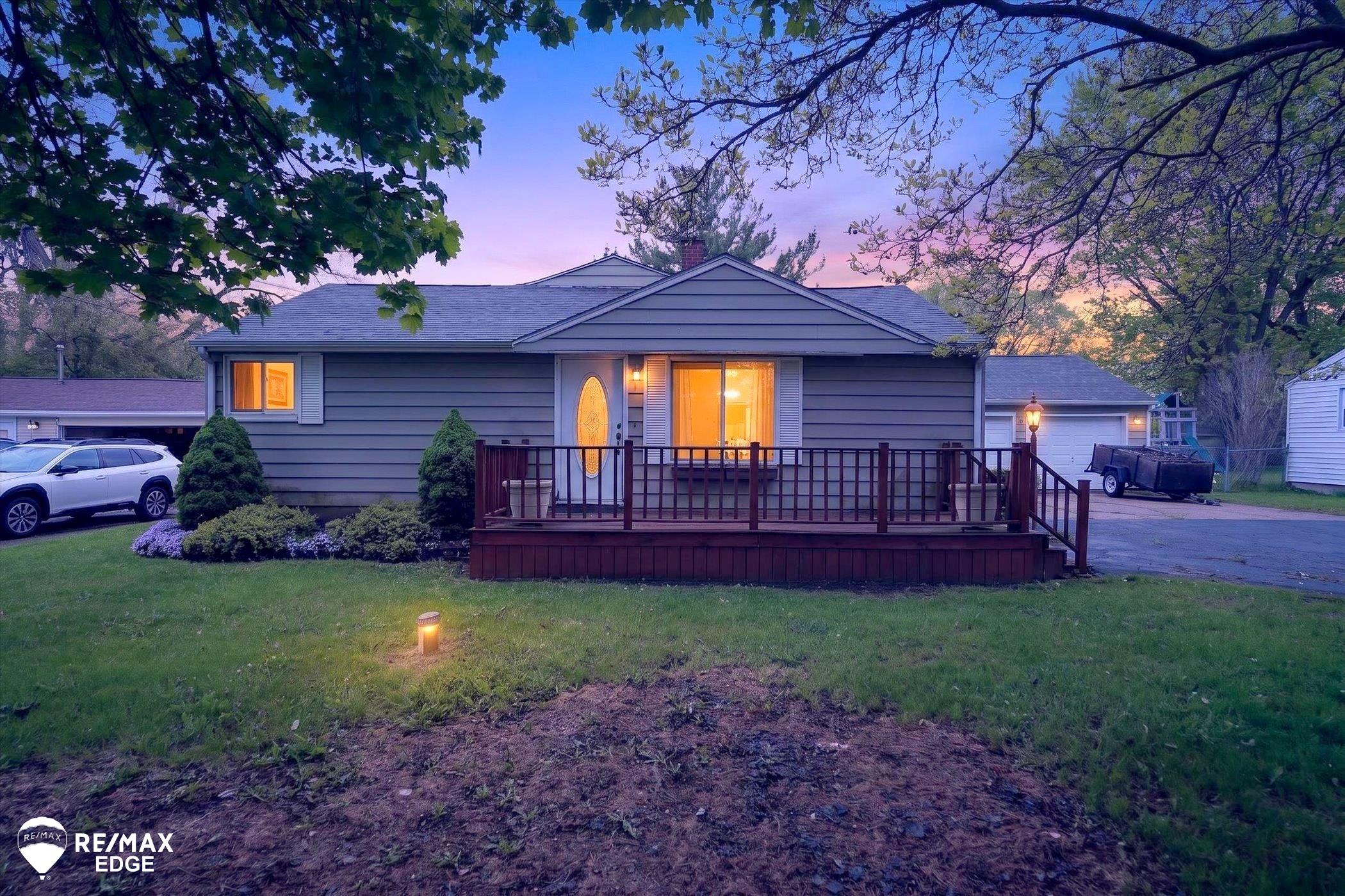 6120 Surrey Lane