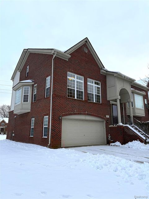 71 Grandview Circle White Lake Charter Township MI 48386