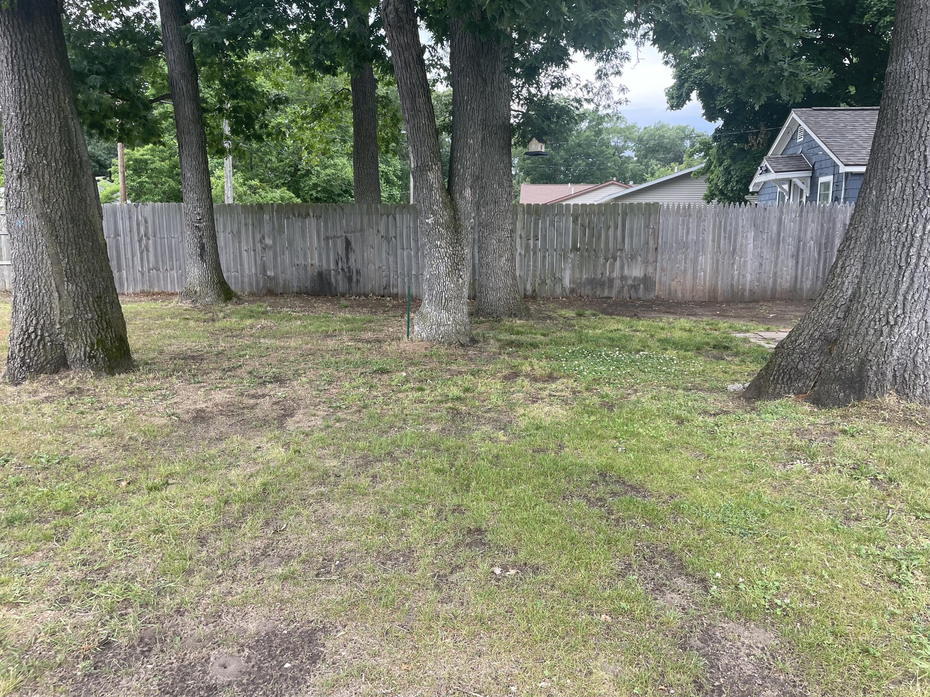1111 S Quarterline Road