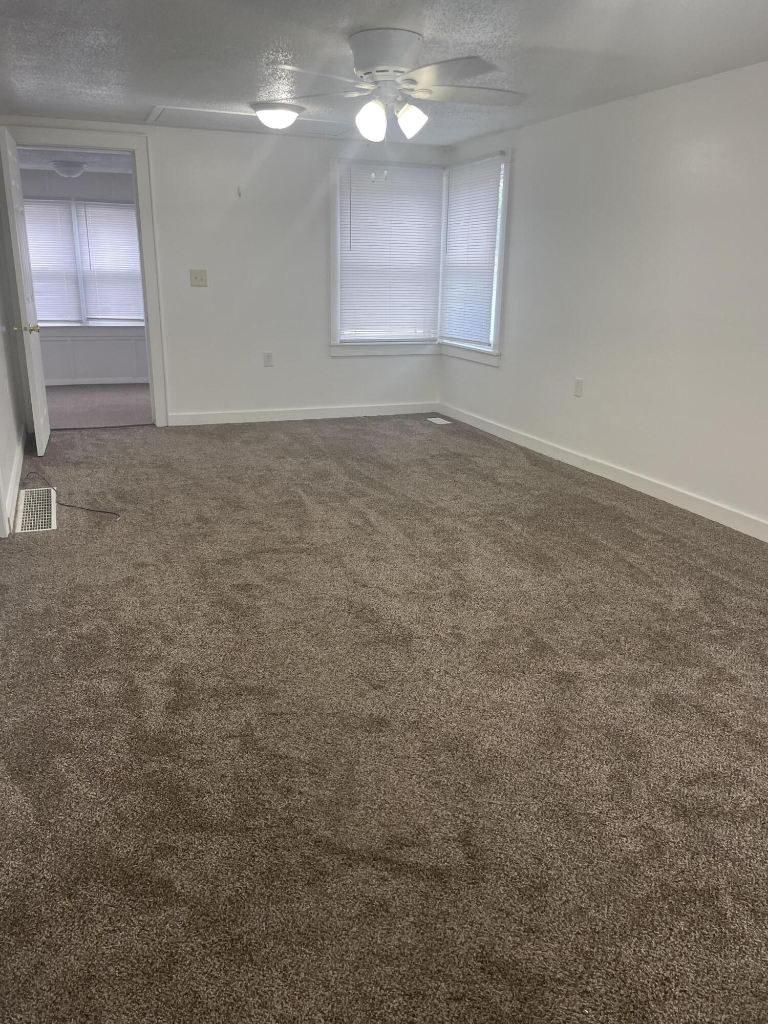 1111 S Quarterline Road