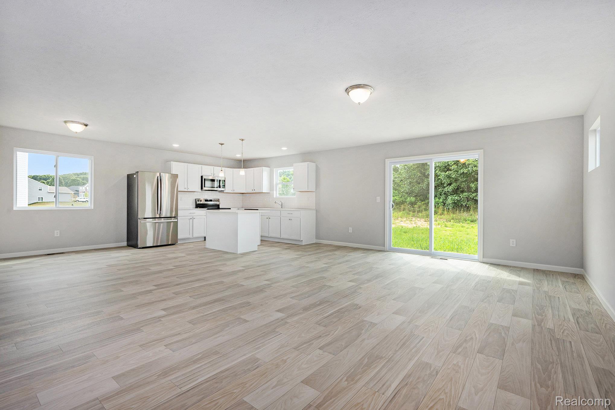 8111 Moonlight Creek Lane