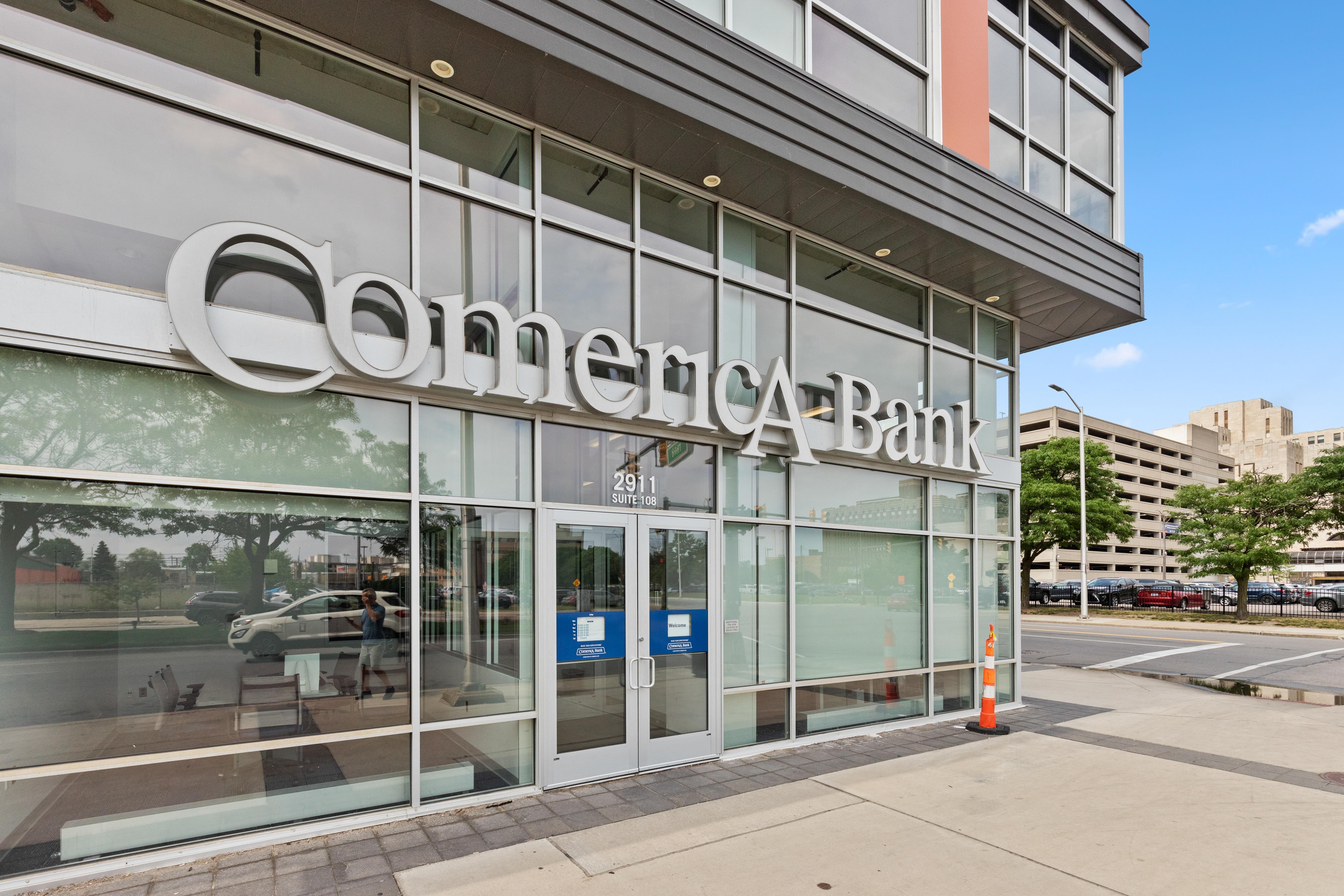 DetroitCity_Wayne, Michigan 48206, United States, 2 Bedrooms Bedrooms, ,3 BathroomsBathrooms,Residential,Pending,103769