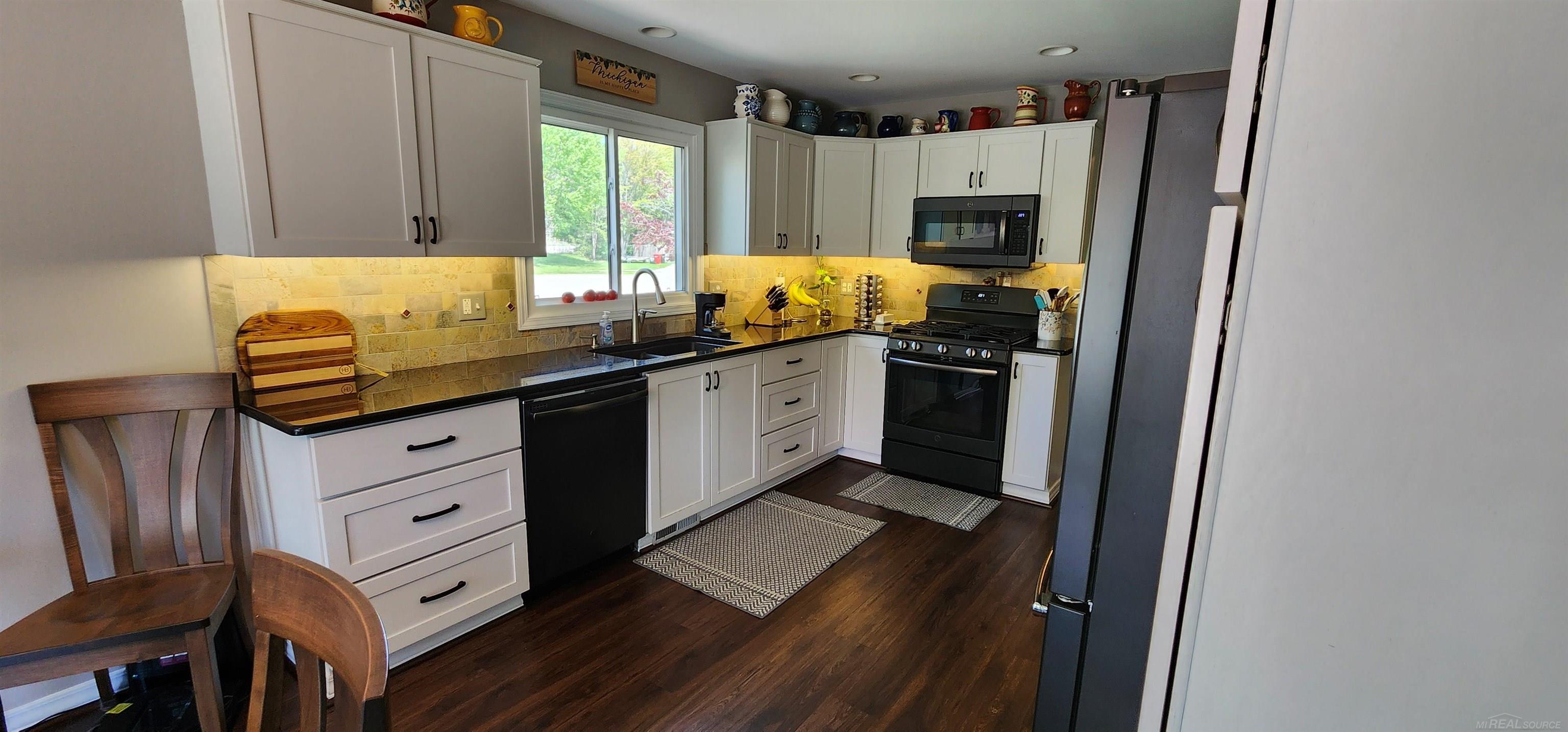 46809 Burt Court