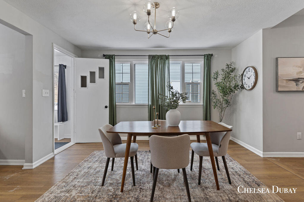 1128 Mcreynolds Avenue NW