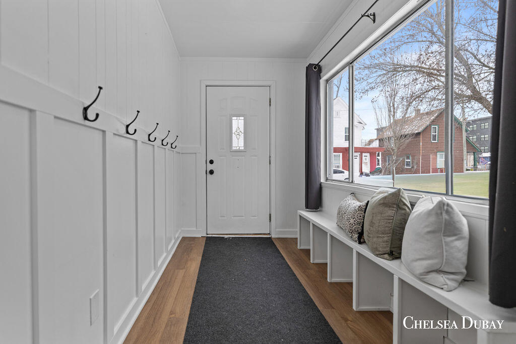 1128 Mcreynolds Avenue NW