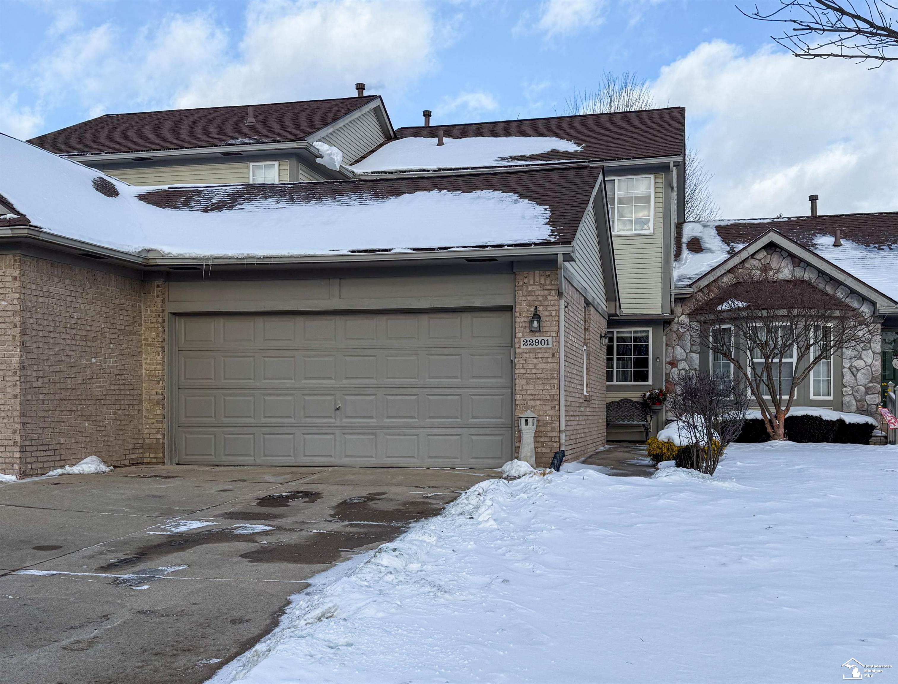 22901 Woodcreek Drive