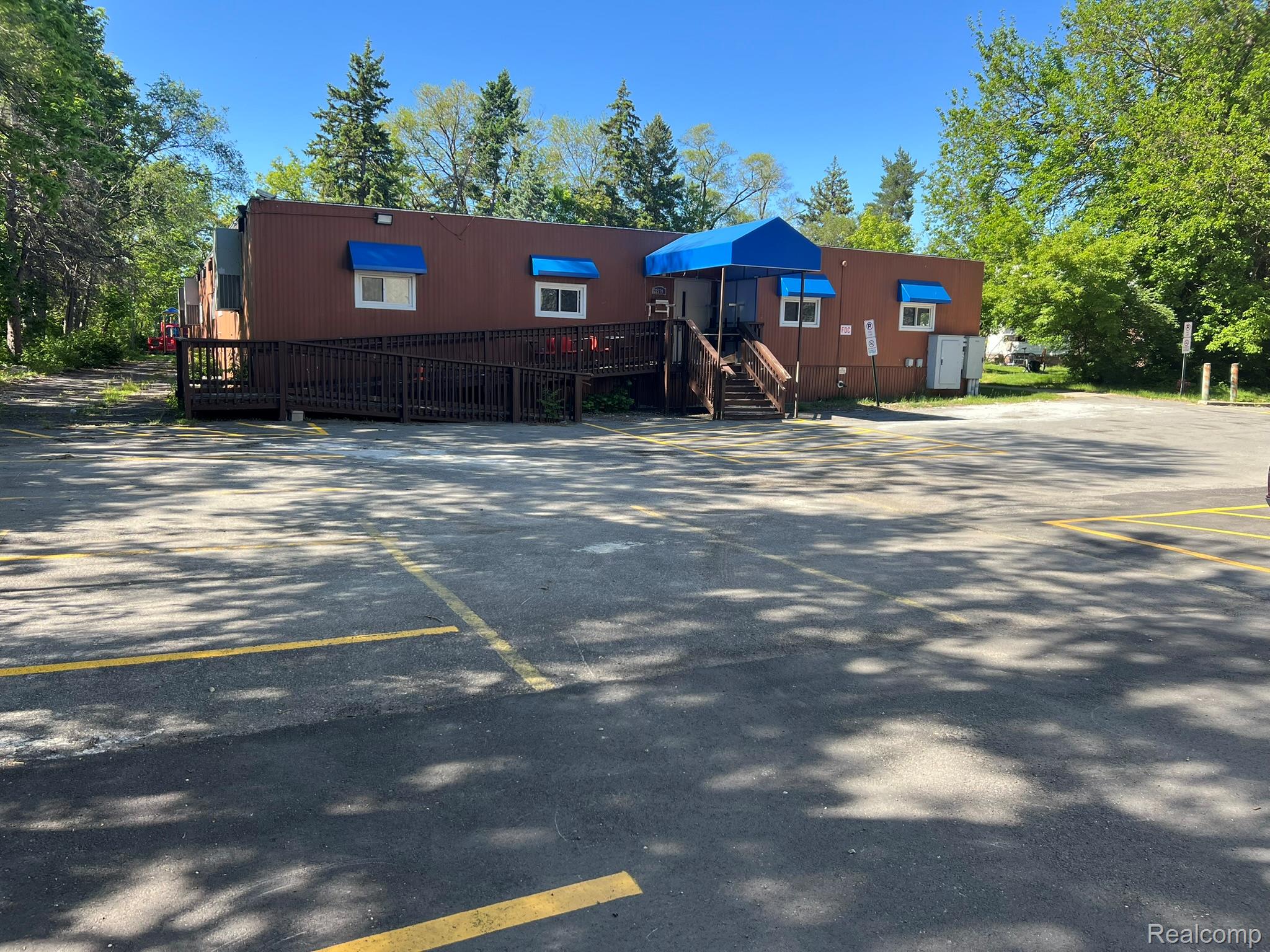 22575 Ann Arbor Trail
