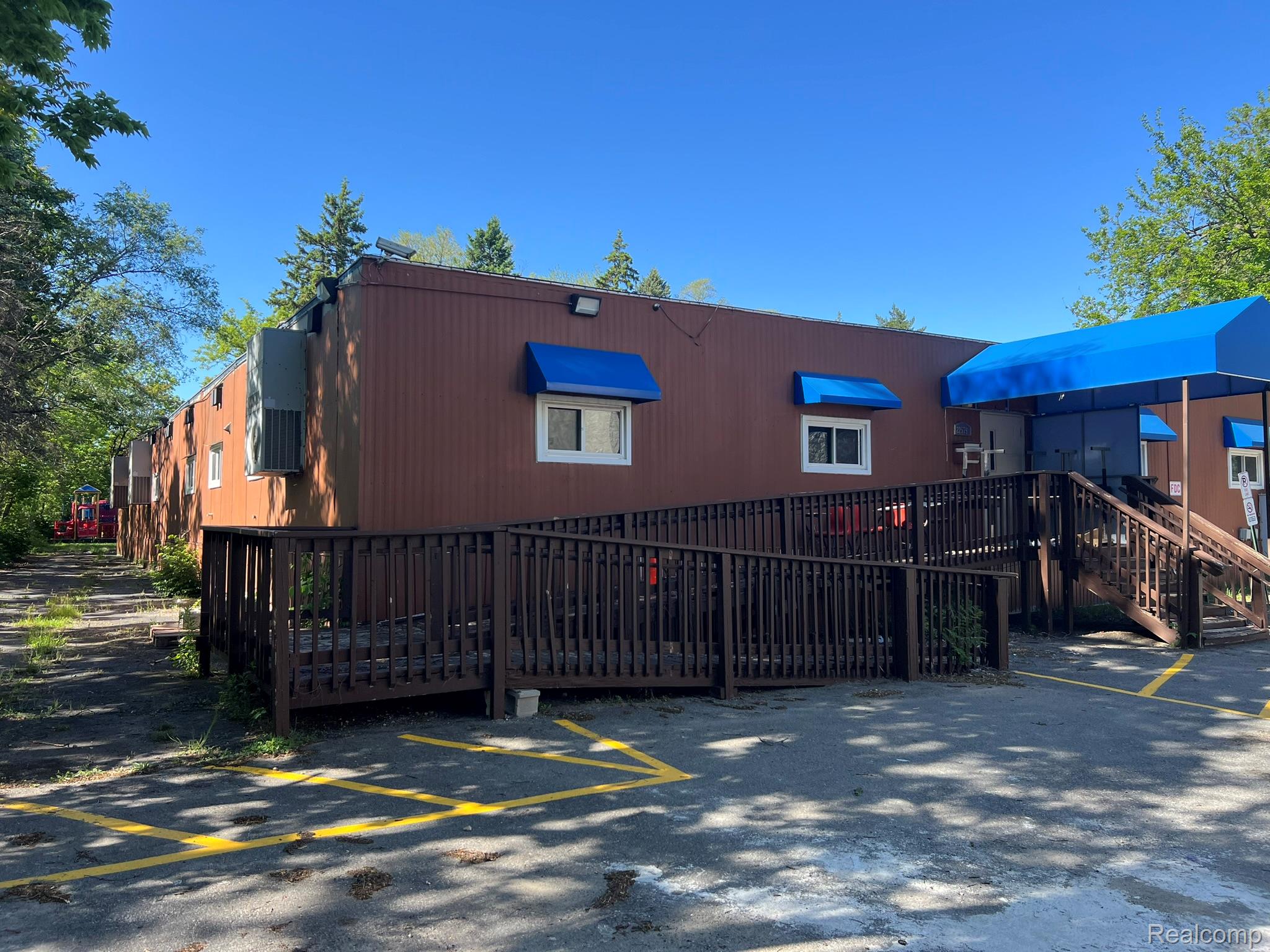 22575 Ann Arbor Trail