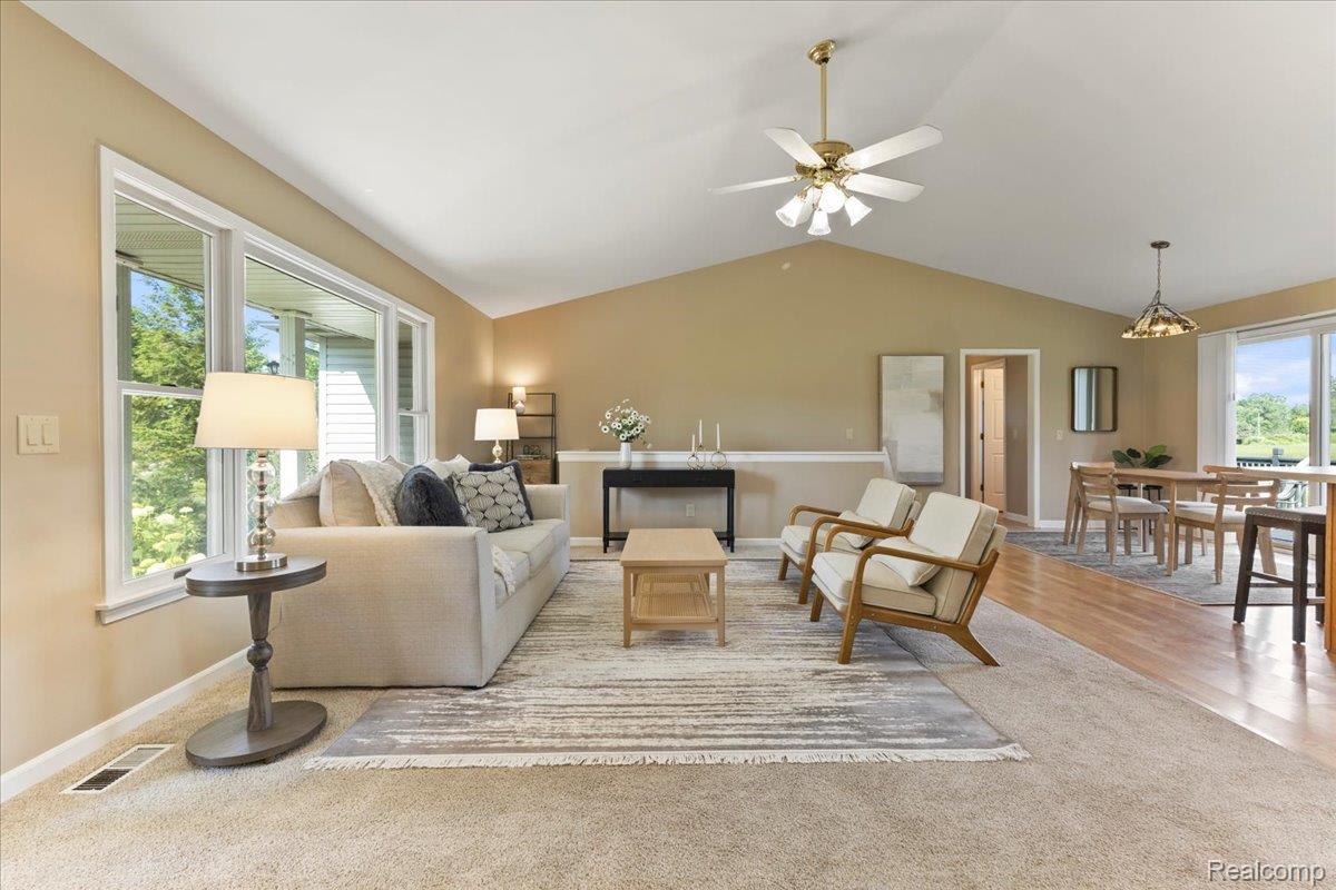 Brandon Charter Township, Michigan 48462, United States, 3 Bedrooms Bedrooms, ,3 BathroomsBathrooms,Residential,Active,160376