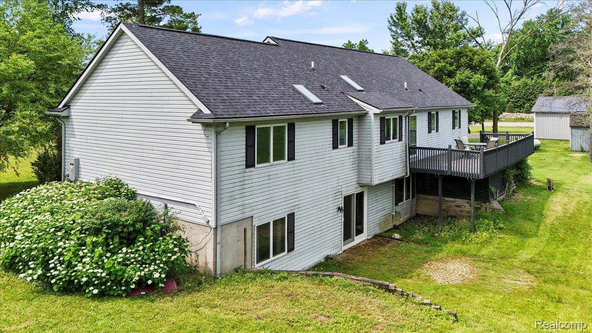 Brandon Charter Township, Michigan 48462, United States, 3 Bedrooms Bedrooms, ,3 BathroomsBathrooms,Residential,Active,160376