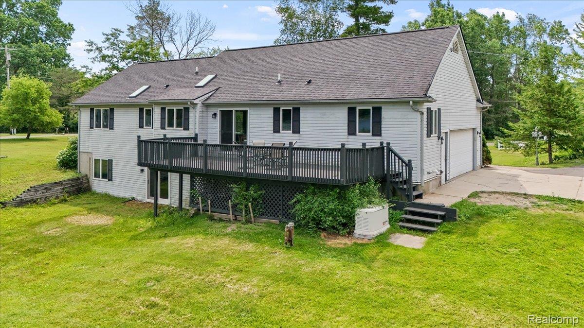 Brandon Charter Township, Michigan 48462, United States, 3 Bedrooms Bedrooms, ,3 BathroomsBathrooms,Residential,Active,160376