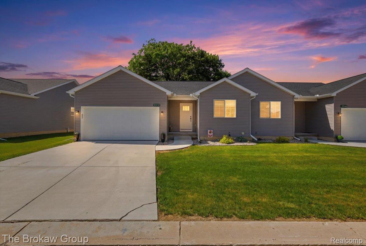 9510 Orchard Lake Drive