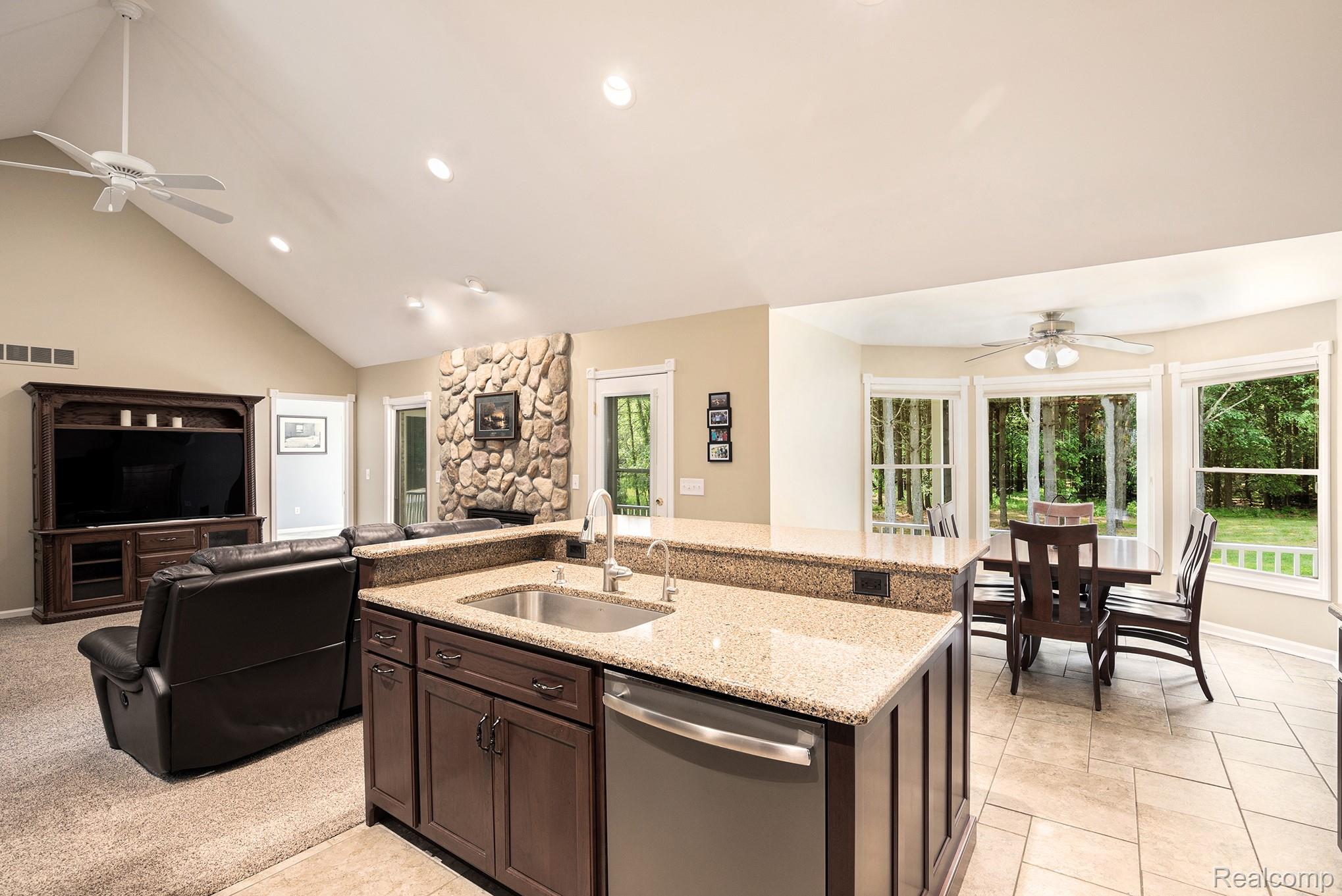 Arcadia Township, Michigan 48444, United States, 3 Bedrooms Bedrooms, ,3 BathroomsBathrooms,Residential,Pending,145703