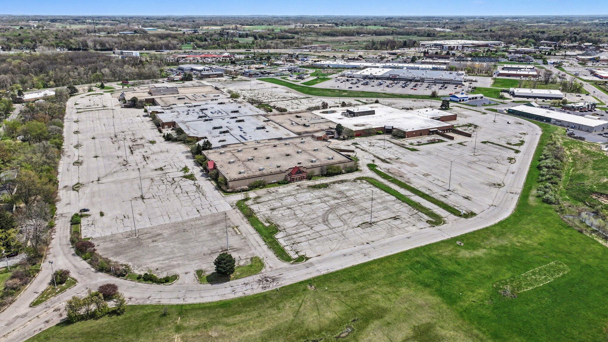 1800 Pipestone Road