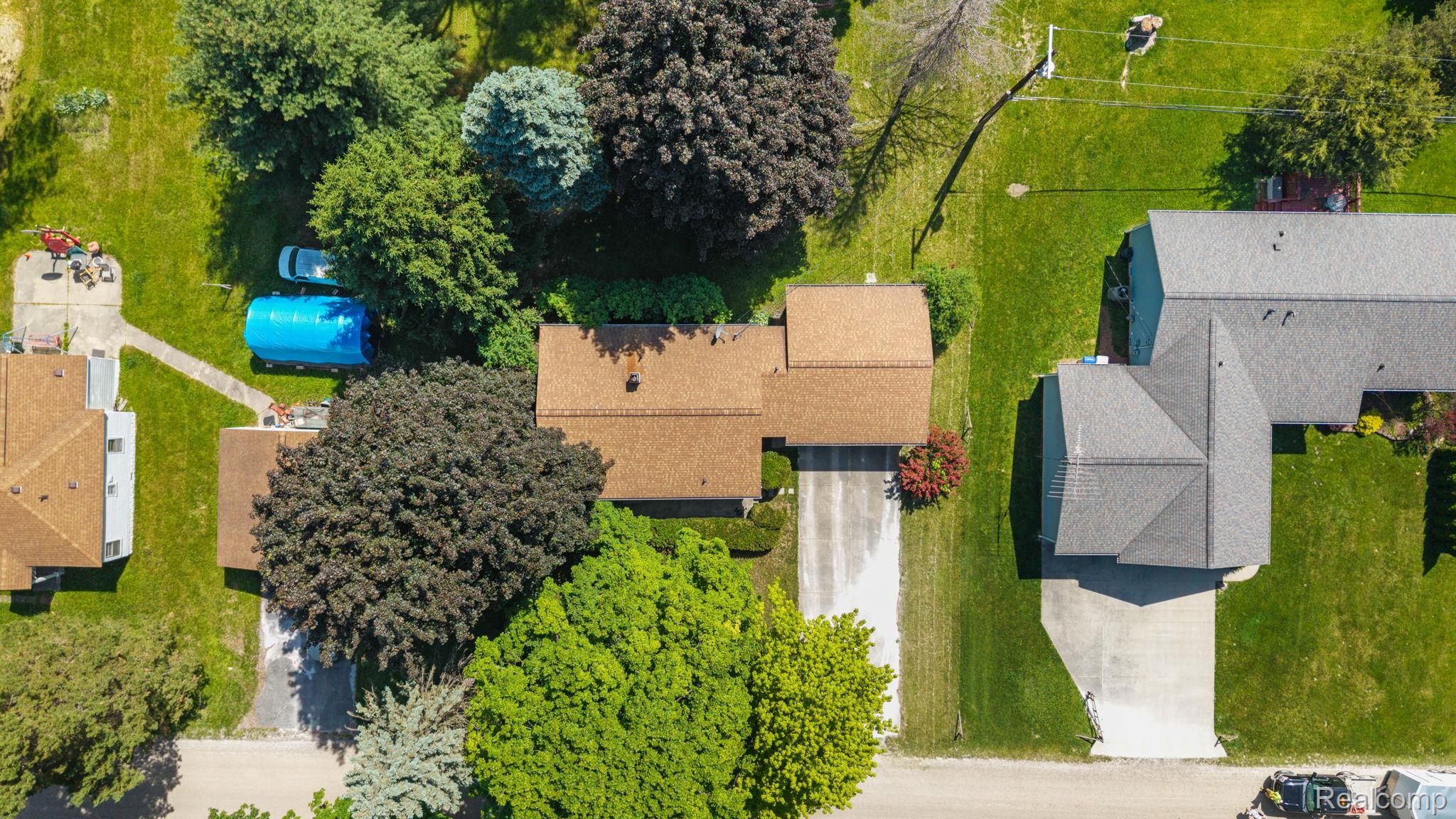 9144 Walnut Drive