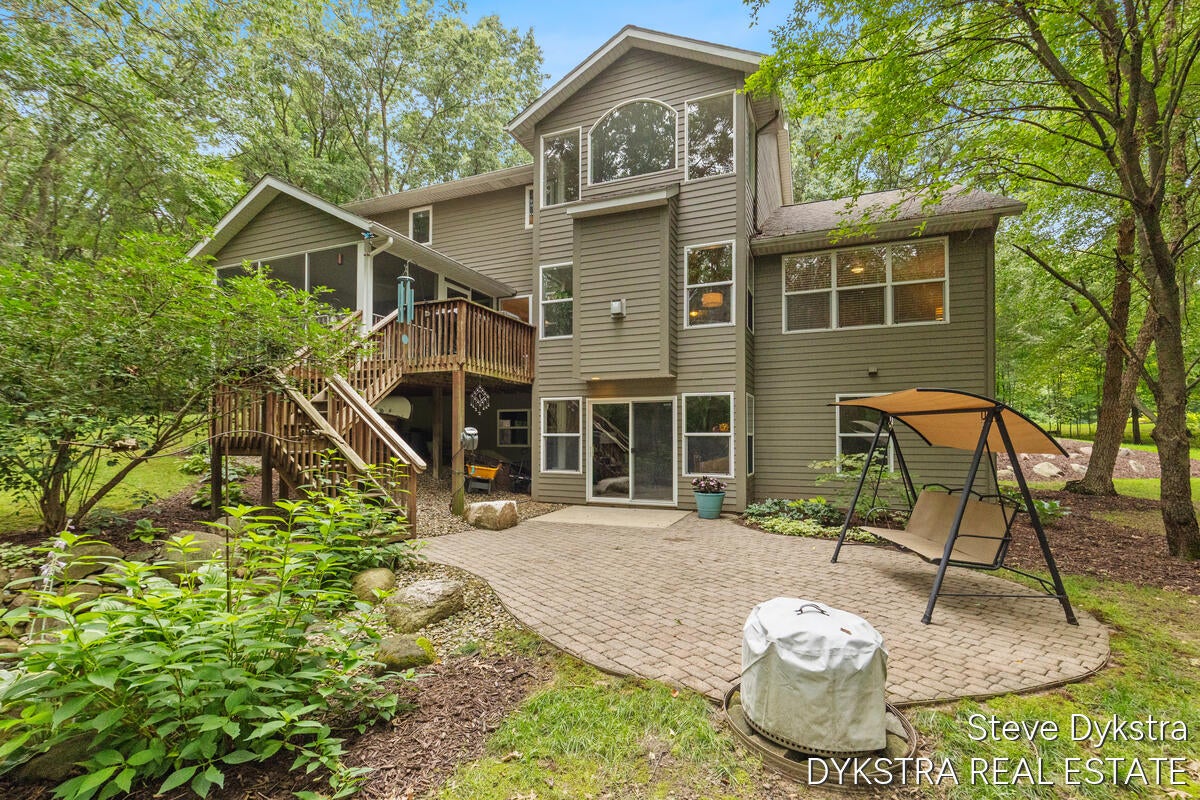 6200 Back Forty Drive NE