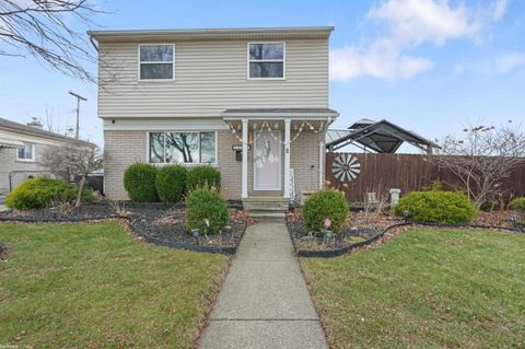 23507 Grove Street St Clair Shores City MI 48080