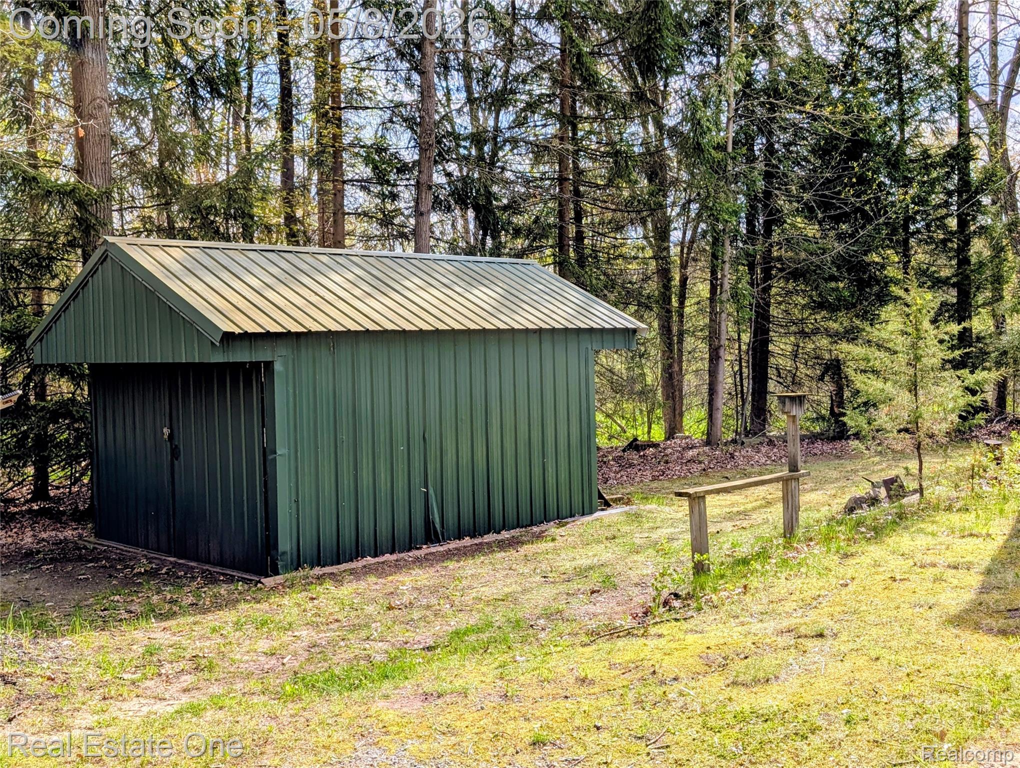 980 OXBOW LAKE Road