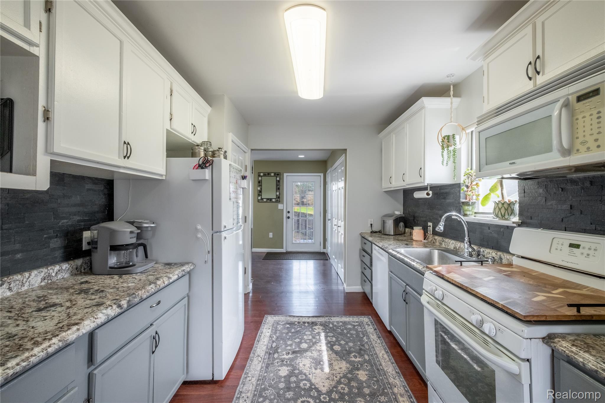 3253 S Vassar Road
