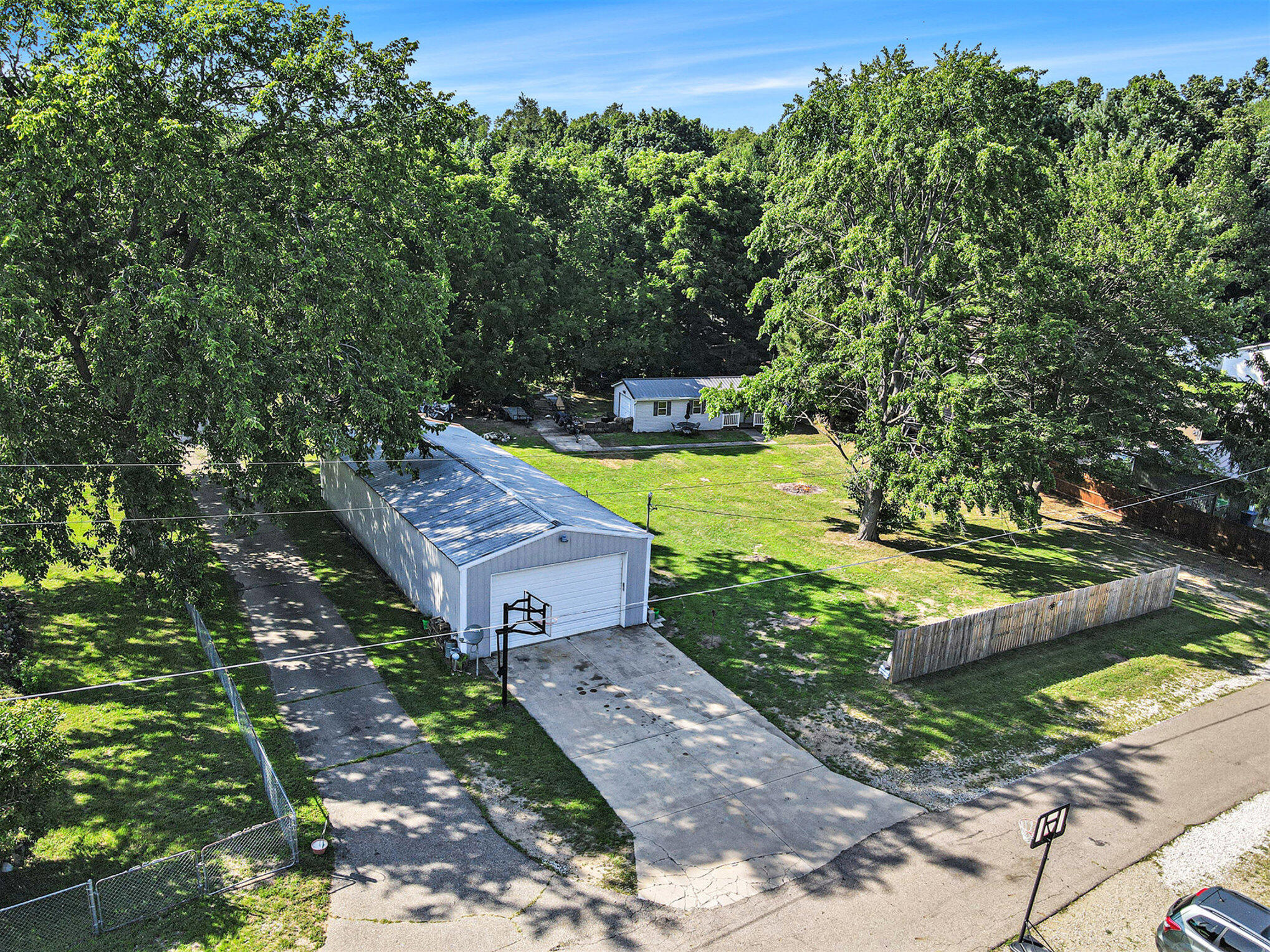 3351 W Shore Drive
