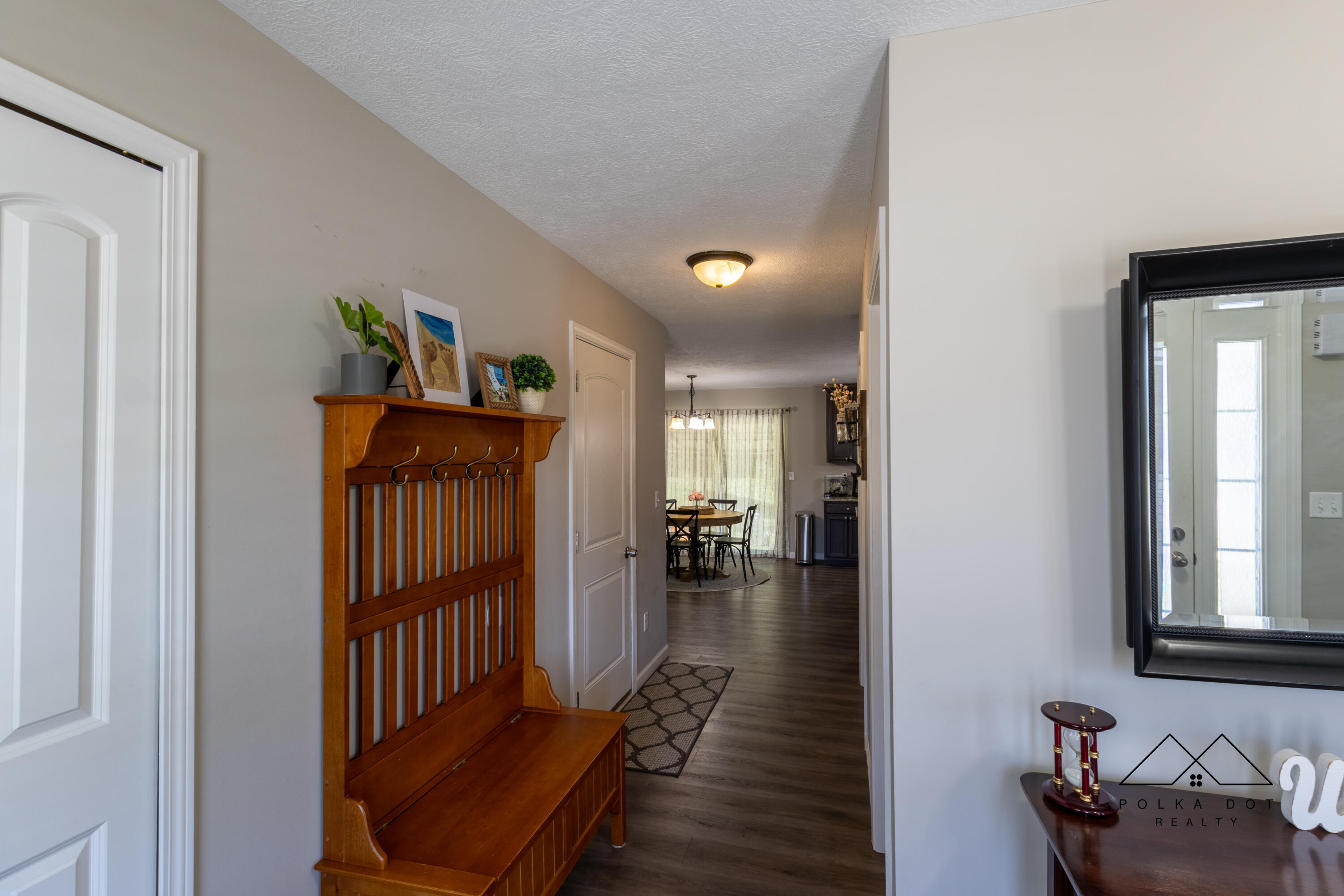 415 Edgewood Pass