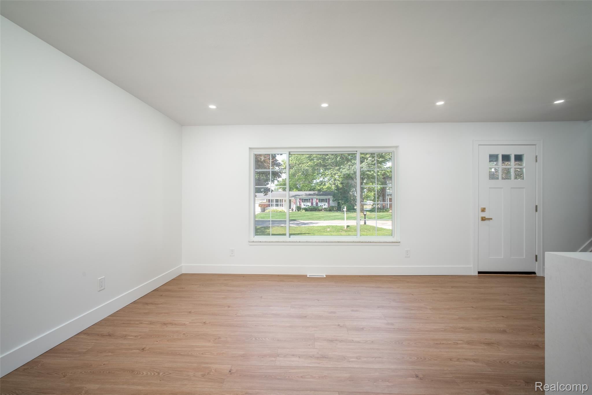 5969 Pleasant Drive
