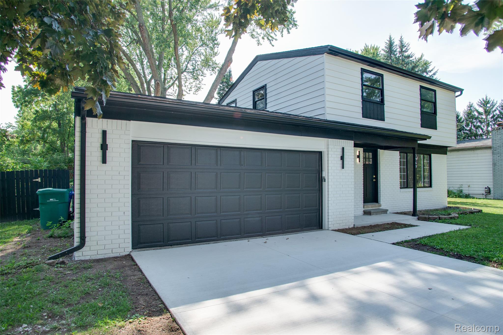 5969 Pleasant Drive
