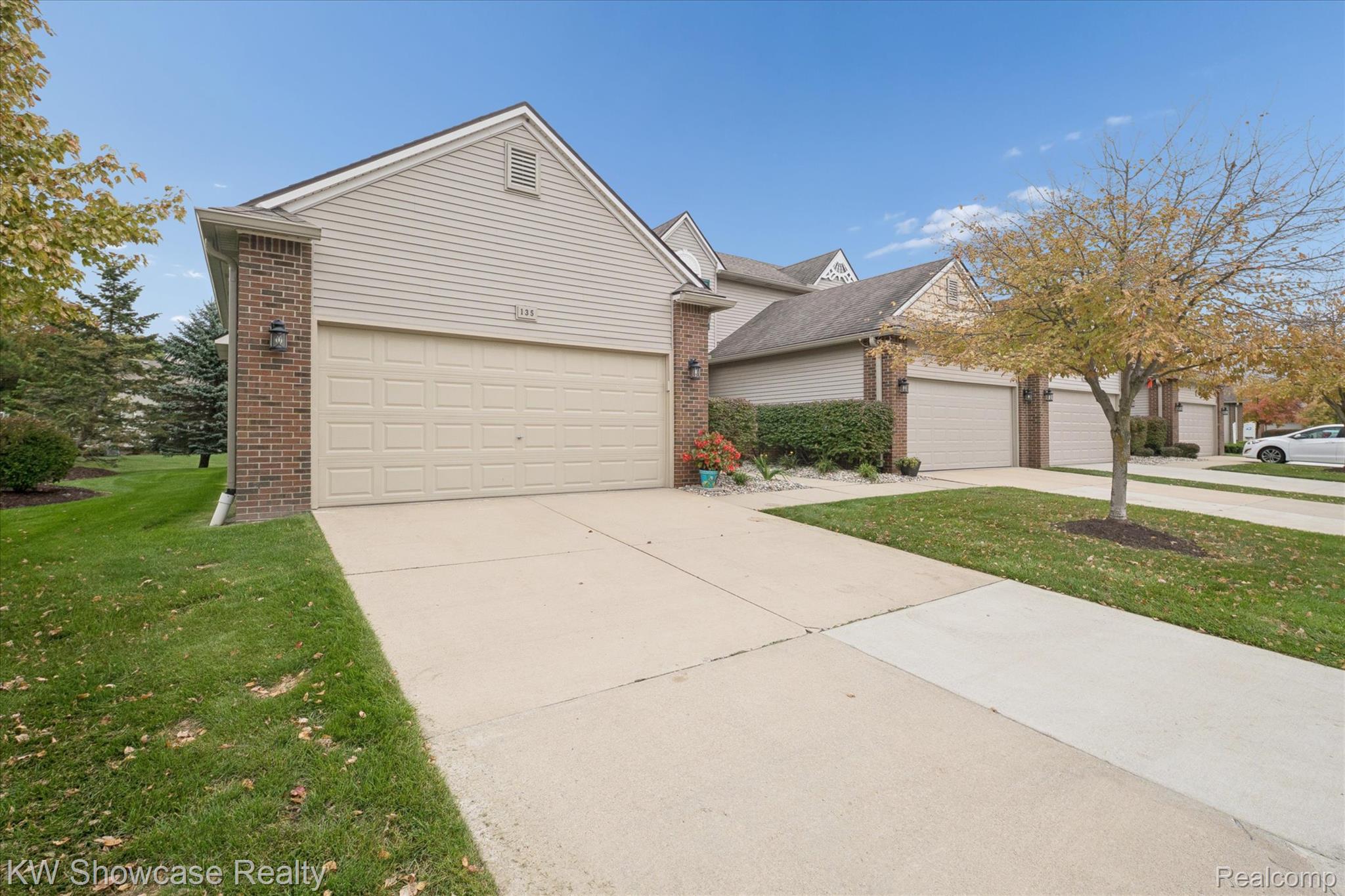 135 Newberry Lane